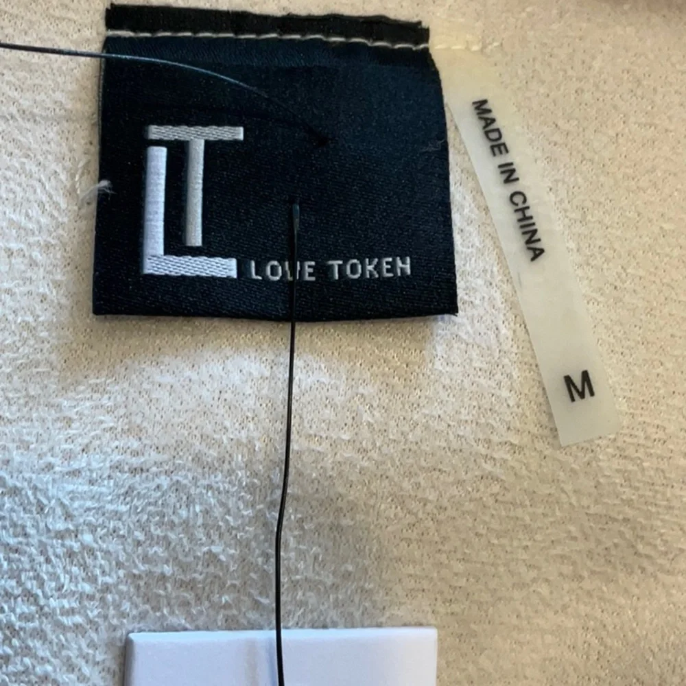 NWT- Love Token Bentley Faux Fur Jacket - Picture 5 of 11